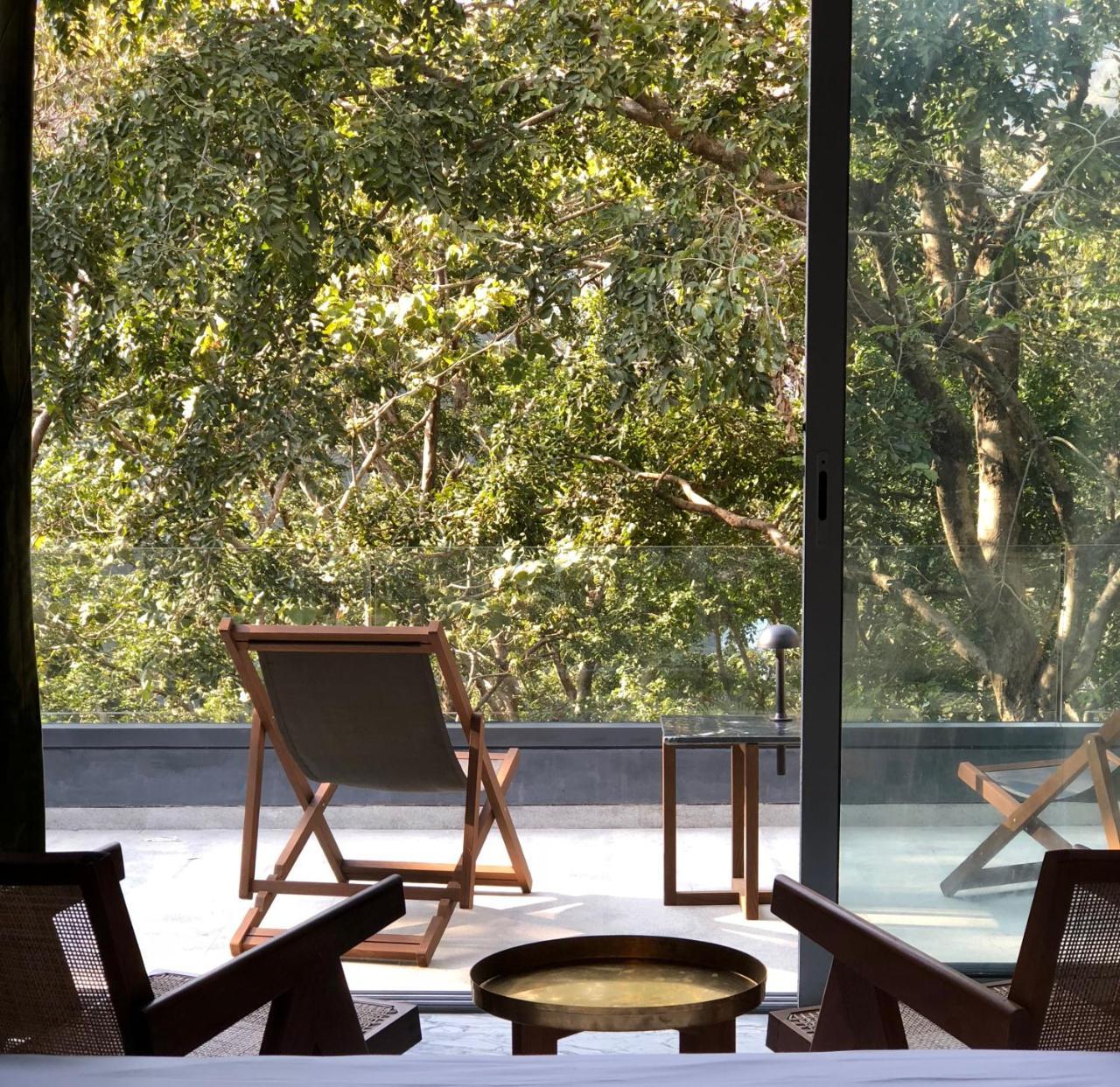 Hotel The Roseate Ganges Rishīkesh Exterior foto